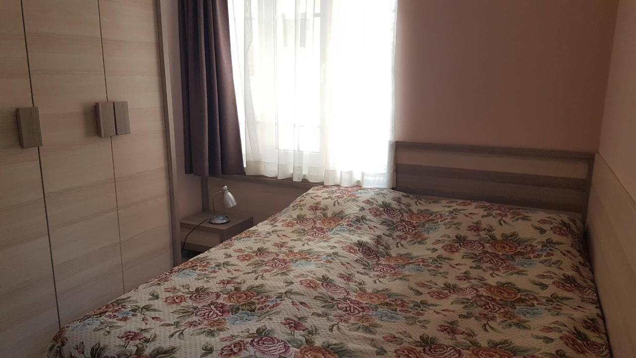 Къщата С Чешмата Apartment Велико Търново Екстериор снимка