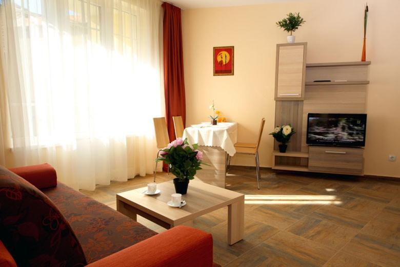 Къщата С Чешмата Apartment Велико Търново Екстериор снимка