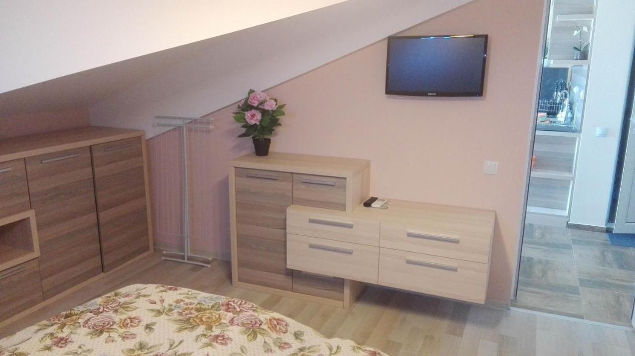 Къщата С Чешмата Apartment Велико Търново Екстериор снимка